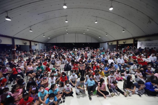 Durante cinco días miles de familias pudieron disfrutar de un abanico de opciones de arte y cultura en este evento. Durante cinco días miles de familias pudieron disfrutar de un abanico de opciones de arte y cultura en este evento.