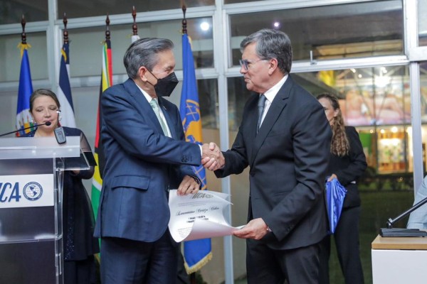 Cortizo recordó que en administración ha dado un impulso decisivo al sector agropecuario. Cortizo recordó que en administración ha dado un impulso decisivo al sector agropecuario.