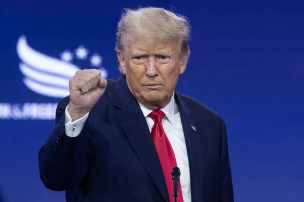 Trump, sus hijos Donald Jr. y Eric, la Organización Trump y dos antiguos ejecutivos fueron declarados responsables de fraude. Trump, sus hijos Donald Jr. y Eric, la Organización Trump y dos antiguos ejecutivos fueron declarados responsables de fraude.