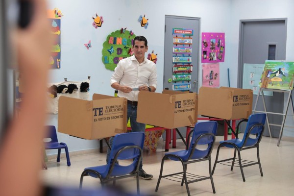 Roux sostuvo que CD irá a la cabeza de una alianza para las elecciones de 2024. Roux sostuvo que CD irá a la cabeza de una alianza para las elecciones de 2024.