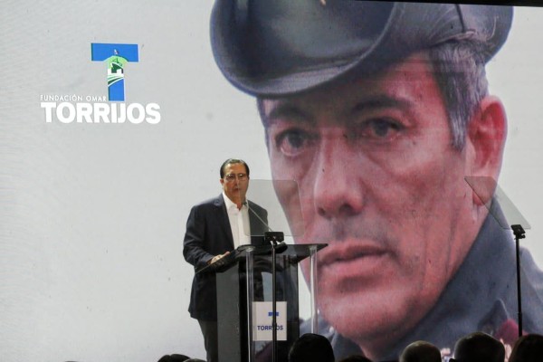 'Hoy 42 años después podemos decir que el Canal es nuestro, que lo ampliamos y se convirtió en nuestro motor de desarrollo', dijo el expresidente. 'Hoy 42 años después podemos decir que el Canal es nuestro, que lo ampliamos y se convirtió en nuestro motor de desarrollo', dijo el expresidente.