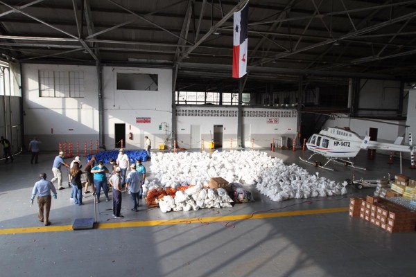 Entrega humanitaria al Archipiélago de las Perlas. Entrega humanitaria al Archipiélago de las Perlas.