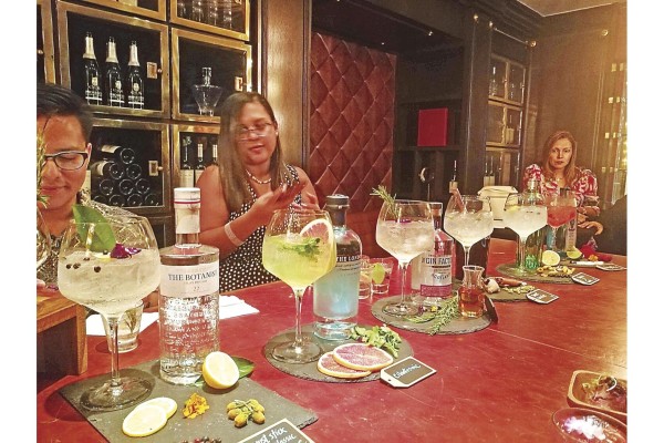 Cincuenta gin tonics para escoger Cincuenta gin tonics para escoger
