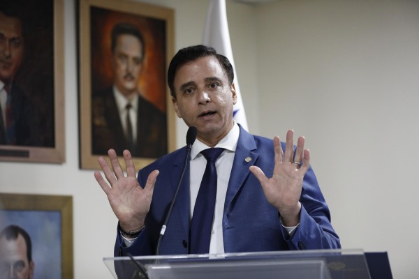 El contralor de la República, Gerardo Solís. El contralor de la República, Gerardo Solís.