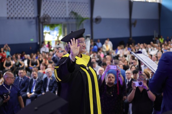 Etelvina Medianero de Bonagas, rectora de la Universidad Autónoma de Chiriquí, Unachi. Etelvina Medianero de Bonagas, rectora de la Universidad Autónoma de Chiriquí, Unachi.