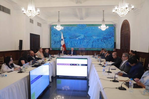 Sucre, explicó que el Instituto Especializado de Neurodesarrollo Integral está en el proceso de suministro de equipos. Sucre, explicó que el Instituto Especializado de Neurodesarrollo Integral está en el proceso de suministro de equipos.