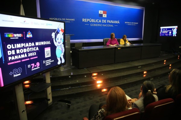 Para la primera dama este evento tiene un enorme impacto en el aspecto educativo. Para la primera dama este evento tiene un enorme impacto en el aspecto educativo.