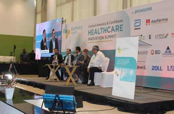 Fotografía cedida por Bamberg Health donde se observa a los participantes de evento Central America & the Caribbean Healthcare Innovation Summit 2022, el 16 de marzo del 2022, en Ciudad de Panamá Fotografía cedida por Bamberg Health donde se observa a los participantes de evento Central America & the Caribbean Healthcare Innovation Summit 2022, el 16 de marzo del 2022, en Ciudad de Panamá