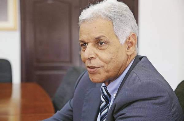 'No hay mayor muro que el muro lingüístico' 'No hay mayor muro que el muro lingüístico'