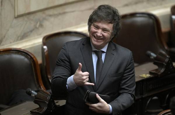 Funcionarios designados por Milei han sostenido que excluyeron en las invitaciones para la ceremonia de toma de posesión a Ortega. Funcionarios designados por Milei han sostenido que excluyeron en las invitaciones para la ceremonia de toma de posesión a Ortega.