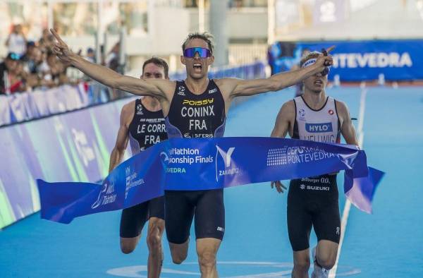 El francés Dorian Coninx, campeón del mundo de triatlón El francés Dorian Coninx, campeón del mundo de triatlón