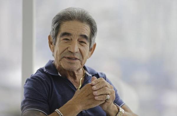 El Jinete panameño Laffit Pincay Jr. durante una rueda de prensa en Cuidad de Panamá (Panamá). El Jinete panameño Laffit Pincay Jr. durante una rueda de prensa en Cuidad de Panamá (Panamá).