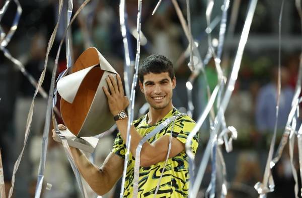Alcaraz, que se prepara para defender su corona del US Open, sigue sin sacar a relucir su mejor tenis. Alcaraz, que se prepara para defender su corona del US Open, sigue sin sacar a relucir su mejor tenis.