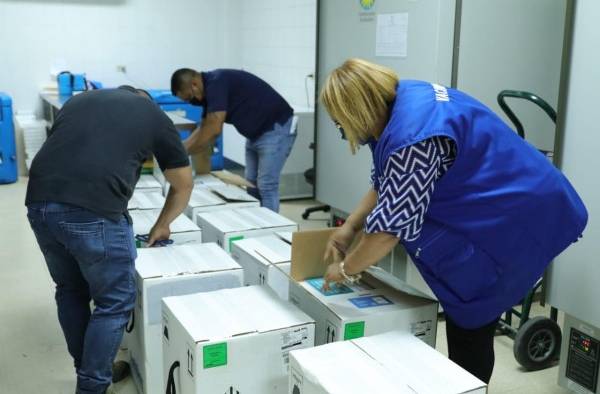 El nuevo embarque de vacunas Pfizer contra la covid-19 llegó la noche de este 7 de julio. El nuevo embarque de vacunas Pfizer contra la covid-19 llegó la noche de este 7 de julio.