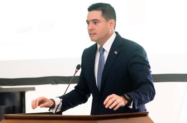 José Gabriel Carrizo Jaén, candidato presidencial por el Partido Revolucionario Democrático para las elecciones generales de 2024. José Gabriel Carrizo Jaén, candidato presidencial por el Partido Revolucionario Democrático para las elecciones generales de 2024.