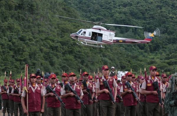 Fotografìa cedida por Prensa Miraflores donde se observa militares en un acto de gobierno en Caracas (Venezuela). Fotografìa cedida por Prensa Miraflores donde se observa militares en un acto de gobierno en Caracas (Venezuela).