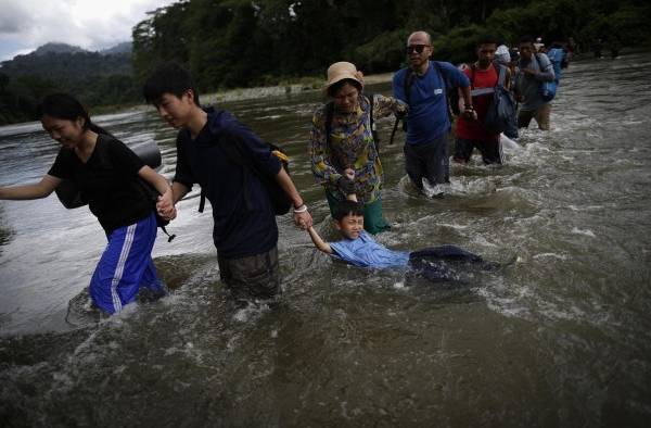 La noticia llega cuando las autoridades panameñas registran un aumento sin precedentes de los cruces de migrantes. La noticia llega cuando las autoridades panameñas registran un aumento sin precedentes de los cruces de migrantes.