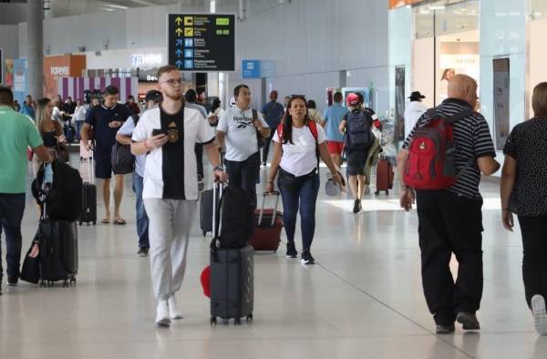 Latam Airlines indicó sentirse 'profundamente conmovidos con lo ocurrido'. Latam Airlines indicó sentirse 'profundamente conmovidos con lo ocurrido'.