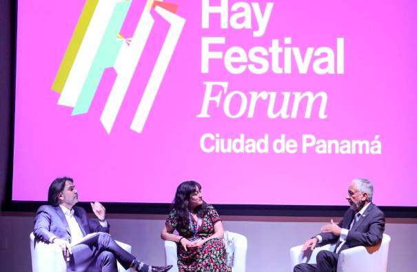 Ángel Cárdenas (gerente de Desarrollo Urbano de CAF), Virginia Mendoza (periodista y ensayista) y Ricaurte Vásquez (administrador del Canal de Panamá). Ángel Cárdenas (gerente de Desarrollo Urbano de CAF), Virginia Mendoza (periodista y ensayista) y Ricaurte Vásquez (administrador del Canal de Panamá).