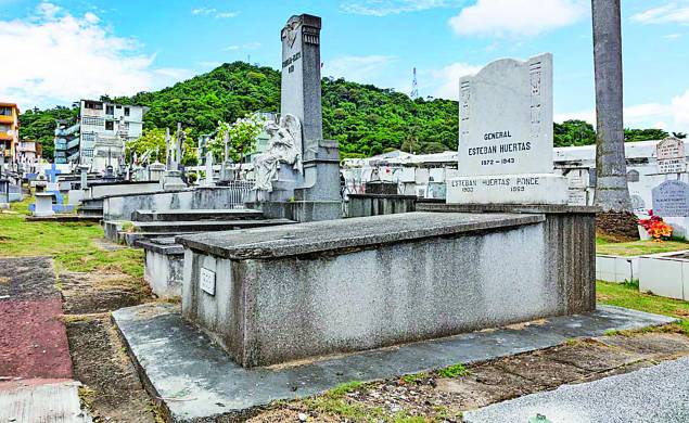 El recorrido pasa por siete cementerios ubicados en Santa Ana, San Felipe y el Chorrillo. El recorrido pasa por siete cementerios ubicados en Santa Ana, San Felipe y el Chorrillo.