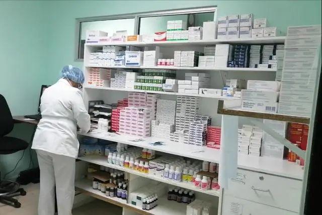 Las personas interesadas pueden acercarse a las farmacias para consultar la disponibilidad de los medicamentos Las personas interesadas pueden acercarse a las farmacias para consultar la disponibilidad de los medicamentos