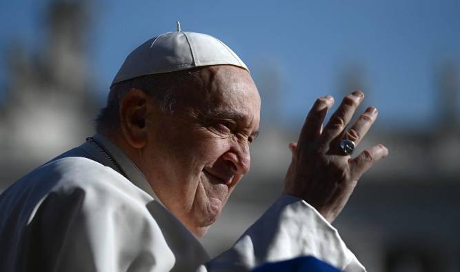 El líder espiritual de 1.400 millones de católicos en el mundo fue ingresado en el hospital Gemelli de Roma el 14 de febrero. El líder espiritual de 1.400 millones de católicos en el mundo fue ingresado en el hospital Gemelli de Roma el 14 de febrero.