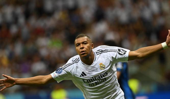 Kylian Mbappé celebrando su primer gol con el Real Madrid Kylian Mbappé celebrando su primer gol con el Real Madrid