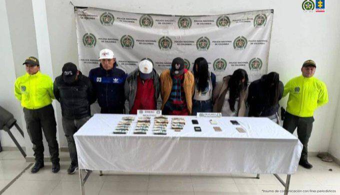Detenidos. Detenidos.