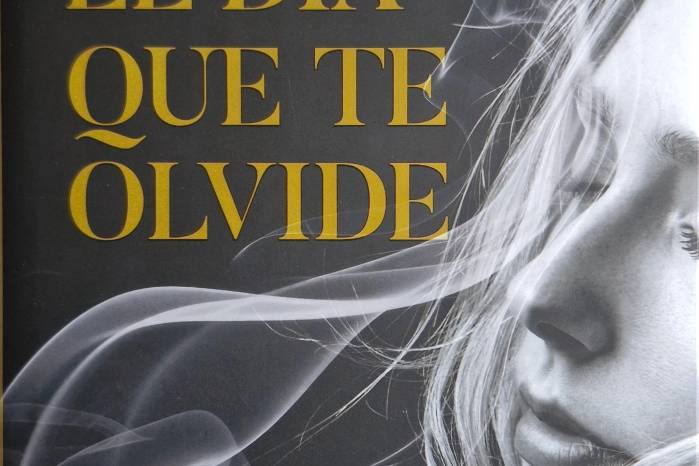 La novela “El día que te olvide” es sobre el precio de olvidar y el valor de recordar. La novela “El día que te olvide” es sobre el precio de olvidar y el valor de recordar.