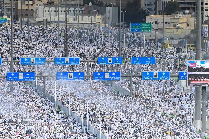 Rituales de la peregrinación musulmana a la ciudad de la Meca, en Arabia Saudí. Rituales de la peregrinación musulmana a la ciudad de la Meca, en Arabia Saudí.