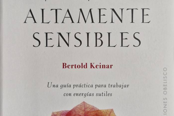 “Prácticas empoderadas para las personas altamente sensibles” es sobre controlar las emociones. “Prácticas empoderadas para las personas altamente sensibles” es sobre controlar las emociones.