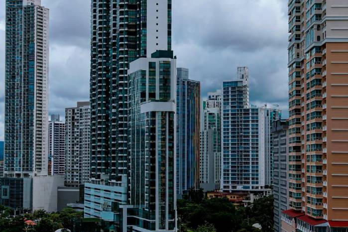 Se estima que el tiempo promedio de estadía de un visitante en Panamá es de 8 días y está gastando en promedio $2,135, unos $267 diariamente. Se estima que el tiempo promedio de estadía de un visitante en Panamá es de 8 días y está gastando en promedio $2,135, unos $267 diariamente.
