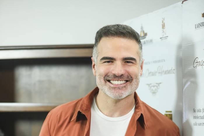 El actor ha vivido su proceso de autoconocimiento desde los 21 años y no cree en etiquetas para definirse. El actor ha vivido su proceso de autoconocimiento desde los 21 años y no cree en etiquetas para definirse.