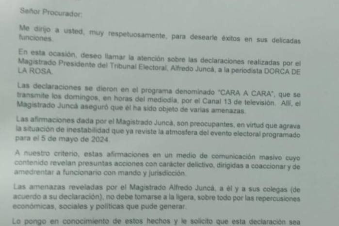 Mayín Correa pide a procurador Caraballo investigar amenazas contra Juncá Mayín Correa pide a procurador Caraballo investigar amenazas contra Juncá