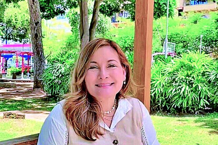 Magda Núñez es escritora, conferencista y ha colaborado en diversos medios de comunicación de Panamá. Magda Núñez es escritora, conferencista y ha colaborado en diversos medios de comunicación de Panamá.