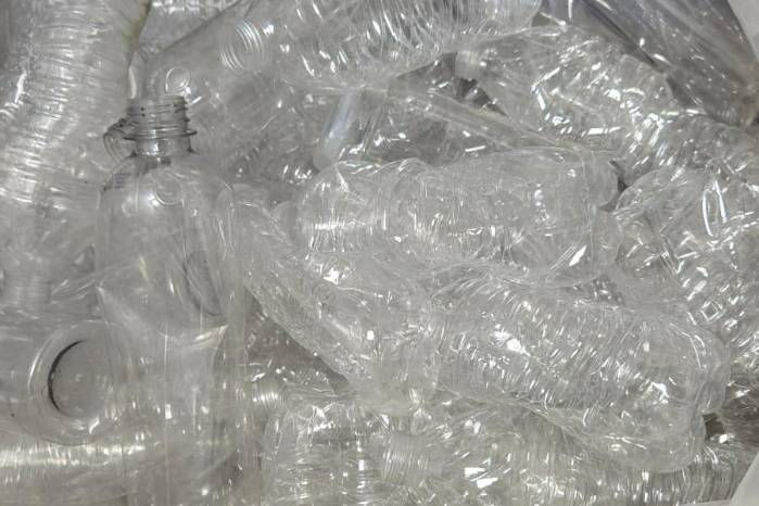 EcoFil ha transformado unas 25,000 botellas plásticas en filamentos. EcoFil ha transformado unas 25,000 botellas plásticas en filamentos.