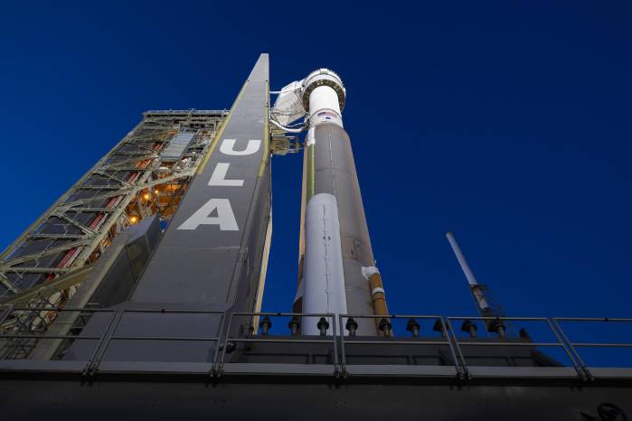 Fotografía cedida por United Launch Alliance (ULA) donde se muestra el cohete Atlas V que lleva el Starliner de Boeing, instalado el domingo 5 de mayo en el Complejo de Lanzamiento Espacial-41 (SLC-41) en Cabo Cañaveral, Florida (Estados Unidos). EFE/ULA Fotografía cedida por United Launch Alliance (ULA) donde se muestra el cohete Atlas V que lleva el Starliner de Boeing, instalado el domingo 5 de mayo en el Complejo de Lanzamiento Espacial-41 (SLC-41) en Cabo Cañaveral, Florida (Estados Unidos). EFE/ULA