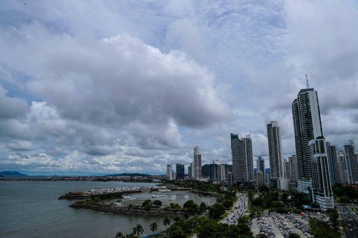 La Cámara de Comercio señaló que “Panamá tiene un potencial enorme y es fundamental recuperar el brillo y el optimismo que nos caracteriza”. La Cámara de Comercio señaló que “Panamá tiene un potencial enorme y es fundamental recuperar el brillo y el optimismo que nos caracteriza”.