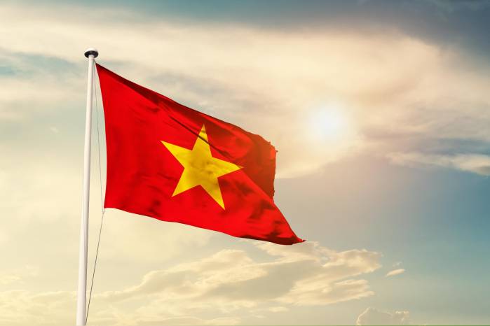 Vietnam conmemora 80 años de su independencia, un recorrido histórico de resistencia y transformación que lo proyecta hoy como una de las economías emergentes más dinámicas de Asia. Vietnam conmemora 80 años de su independencia, un recorrido histórico de resistencia y transformación que lo proyecta hoy como una de las economías emergentes más dinámicas de Asia.