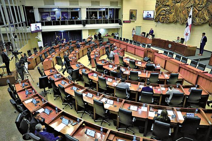 Conformación de comisiones en la Asamblea sigue estancada Conformación de comisiones en la Asamblea sigue estancada
