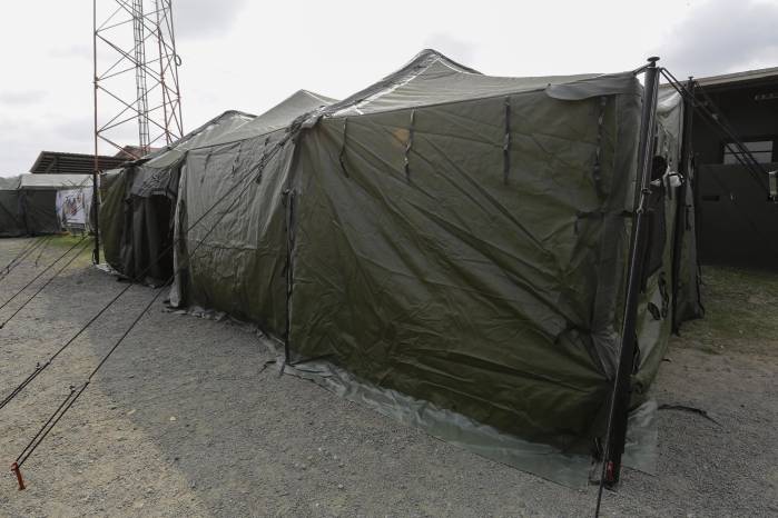 Fotografía de varias carpas para atención a migrantes, donadas por Estados Unidos, este lunes, en Metetí, provincia de Darién (Panamá). EFE/ Carlos Lemos Fotografía de varias carpas para atención a migrantes, donadas por Estados Unidos, este lunes, en Metetí, provincia de Darién (Panamá). EFE/ Carlos Lemos