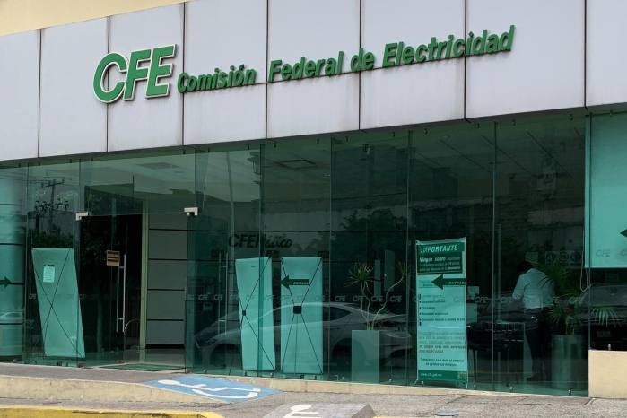 Imagen de archivo del exterior de una sucursal de la Comisión Federal de Electricidad (CFE), en Ciudad de México. Imagen de archivo del exterior de una sucursal de la Comisión Federal de Electricidad (CFE), en Ciudad de México.