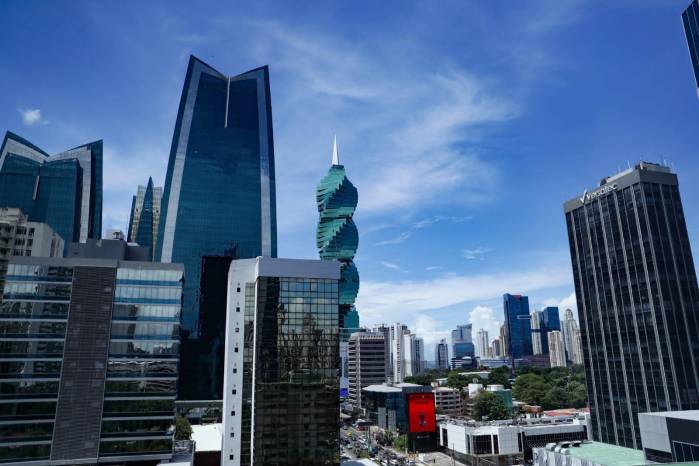 Panamá todavía se mantiene en dos listas de la UE y una de la Ocde. Panamá todavía se mantiene en dos listas de la UE y una de la Ocde.