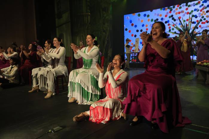 La tercera edición de la Panama Flamenco Week confirma el interés por el flamenco en el país, con presentaciones, talleres y la participación de reconocidos bailaores internacionales. La tercera edición de la Panama Flamenco Week confirma el interés por el flamenco en el país, con presentaciones, talleres y la participación de reconocidos bailaores internacionales.