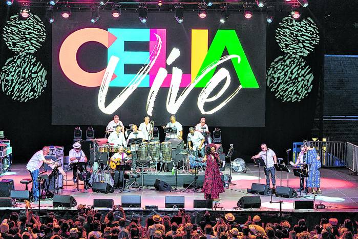 La cantante cubana Brenda Navarrete, se presenta durante un homenaje por el centenario de la fallecida cantante cubana Celia Cruz, en el festival summerstage este sábado, en Nueva York (Estados Unidos). La cantante cubana Brenda Navarrete, se presenta durante un homenaje por el centenario de la fallecida cantante cubana Celia Cruz, en el festival summerstage este sábado, en Nueva York (Estados Unidos).
