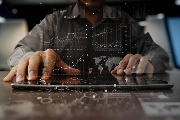 DCS ofrece gestión y control centralizados de recursos. DCS ofrece gestión y control centralizados de recursos.