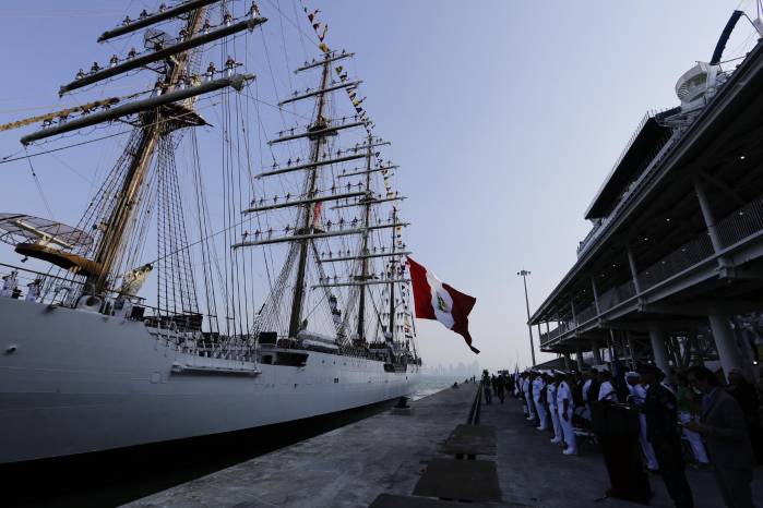 Fotografía de la llegada del buque escuela de la Armada Peruana (B.A.P.) 'Unión' este viernes al puerto de cruceros de Amador en la ciudad de Panamá. Fotografía de la llegada del buque escuela de la Armada Peruana (B.A.P.) 'Unión' este viernes al puerto de cruceros de Amador en la ciudad de Panamá.