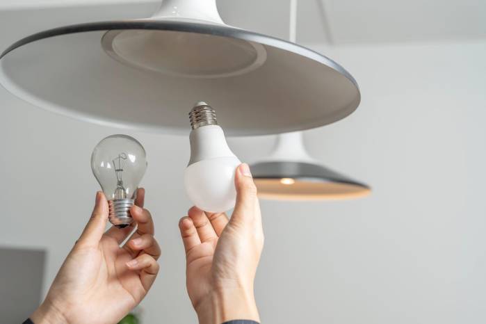El primer paso para ahorrar energía es conocer cuánto y cómo la consumes. El primer paso para ahorrar energía es conocer cuánto y cómo la consumes.