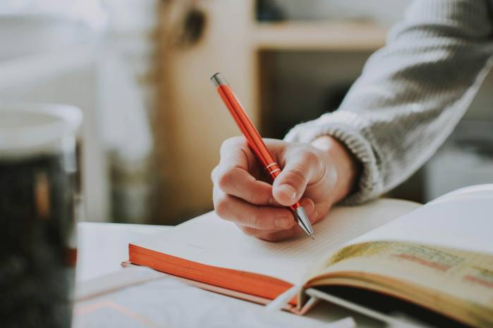 “¡No quiero estudiar!” responde desde múltiples perspectivas a una pregunta cada vez más común entre niños y jóvenes. “¡No quiero estudiar!” responde desde múltiples perspectivas a una pregunta cada vez más común entre niños y jóvenes.