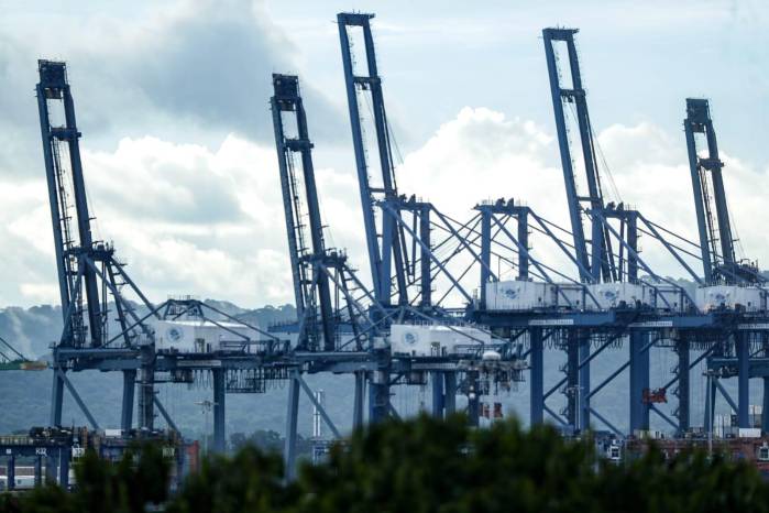 El puerto de Balboa se encuentra entre los dos puertos panameños en negociación de acción entre CK Hutchison y BlackRock. El puerto de Balboa se encuentra entre los dos puertos panameños en negociación de acción entre CK Hutchison y BlackRock.